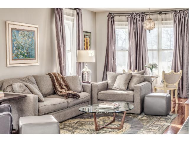 2825 E Lake Of The Isles Pw, Minneapolis, MN 55408