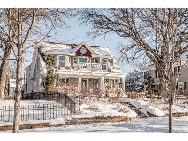2825 E Lake Of The Isles Pw, Minneapolis, MN 55408
