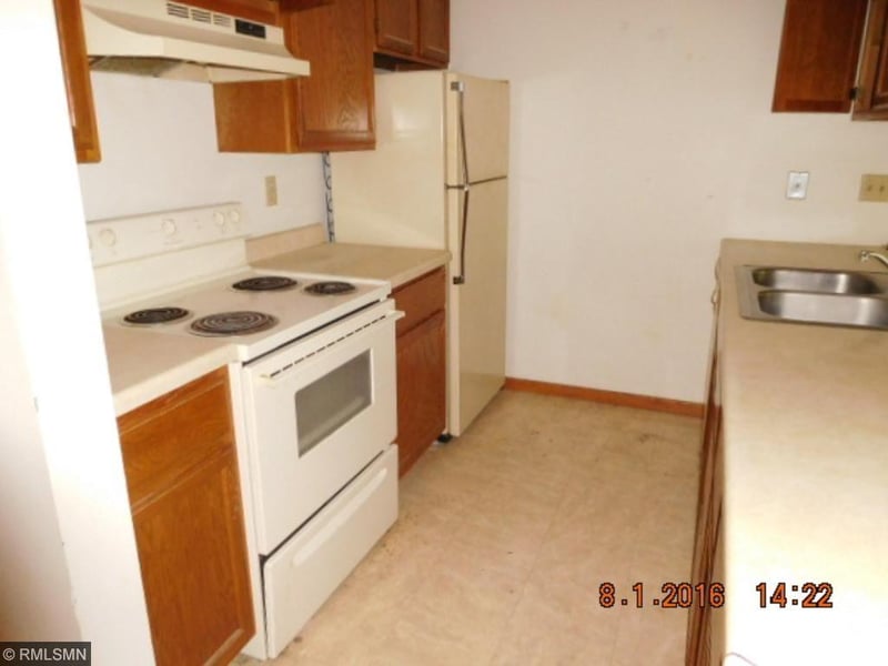 1235 Ferndale St N #C16, Maplewood, MN 55119