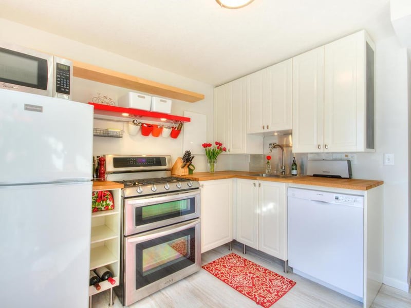 3405 E Lake St, Orono, MN 55356