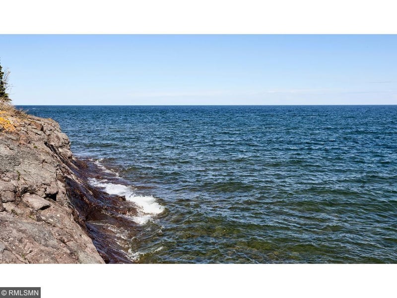 5402 W Hwy 61, Lutsen, MN 55612