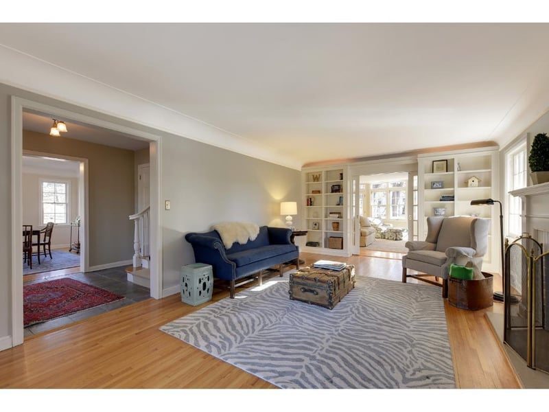 309 John St, Edina, MN 55343