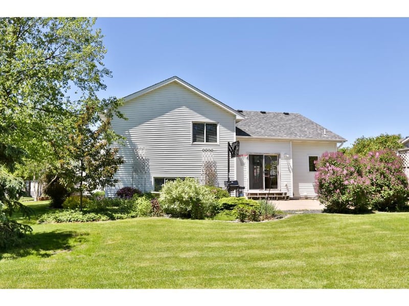 6620 Tele Ln, Lino Lakes, MN 55038