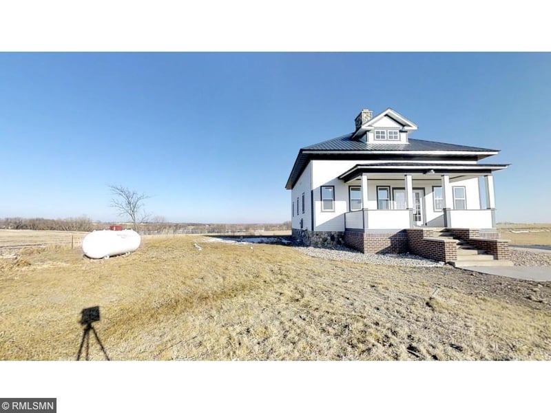 22989 NW 95th St, Sunburg, MN 56289