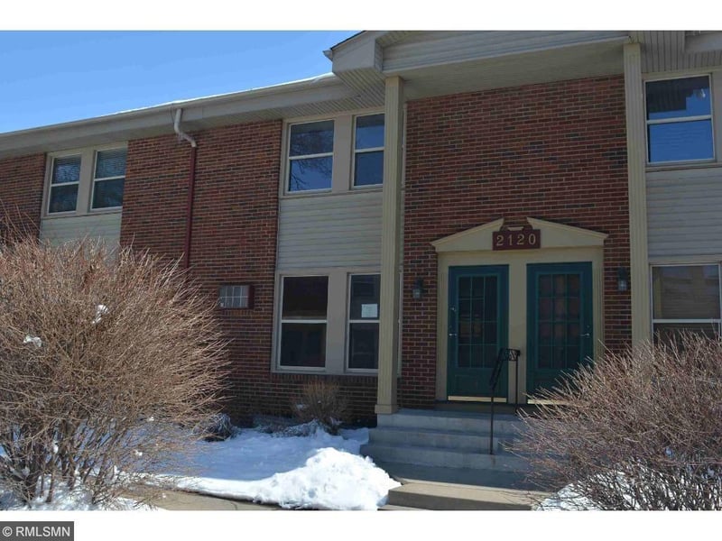 2120 14th St NW #4, New Brighton, MN 55112