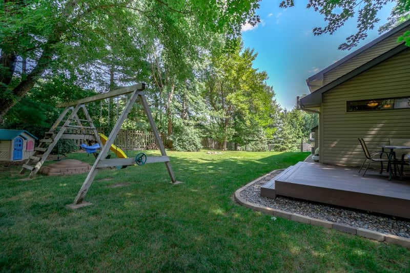 1253 Choke Cherry Rd, Lino Lakes, MN 55038