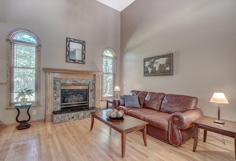 1253 Choke Cherry Rd, Lino Lakes, MN 55038