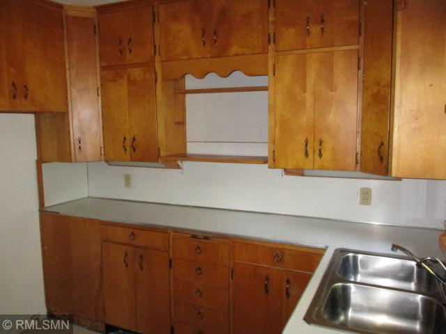 5292 Edsall Rd, Minnetrista, MN 55364