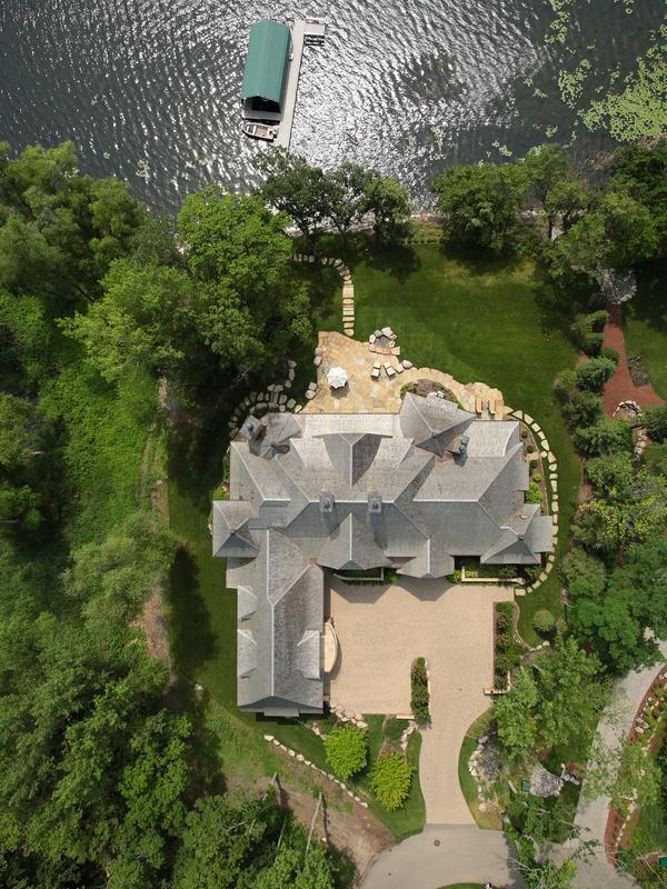 640 Locust Hills Dr, Wayzata, MN 55391