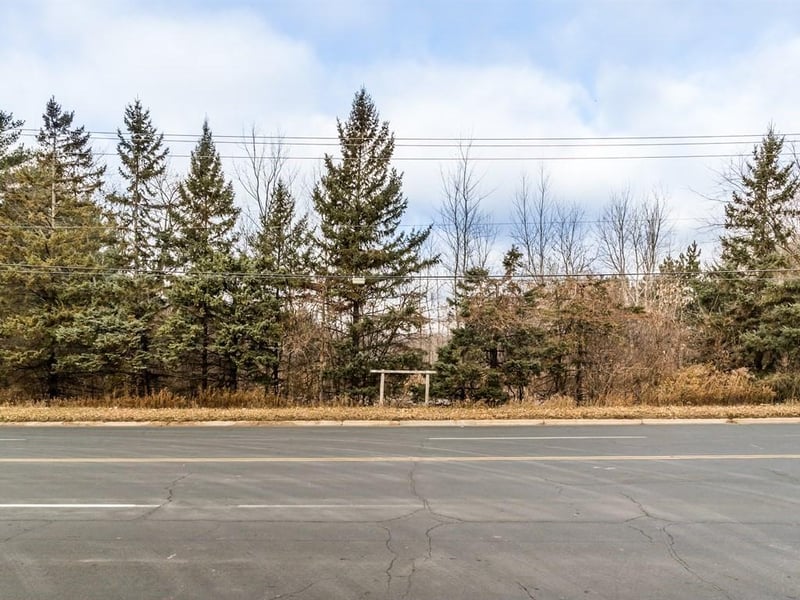 7855 Cahill Ave, Inver Grove Heights, MN 55076