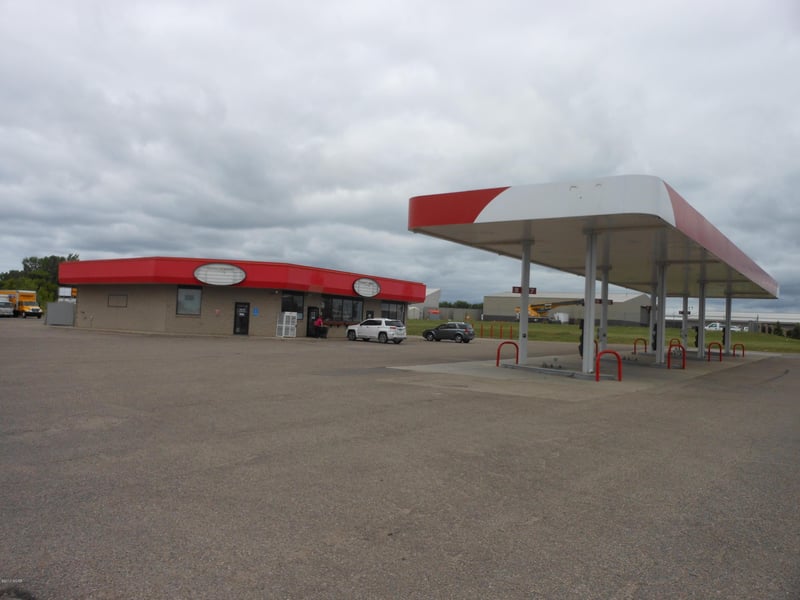 2550 Hwy 12 E, Willmar, MN 56201