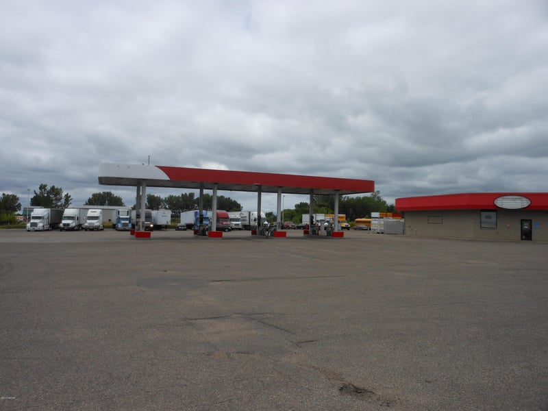 2550 Hwy 12 E, Willmar, MN 56201