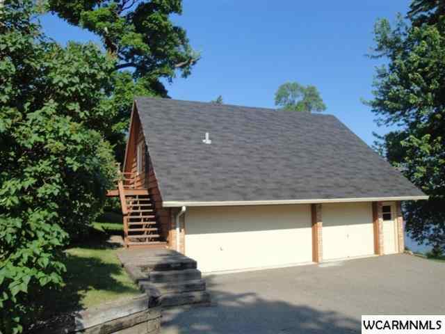 339 S Lake Ave, Spicer, MN 56288