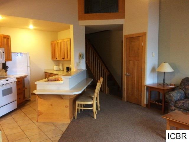 551 Poplar River Rd, Lutsen, MN 55612