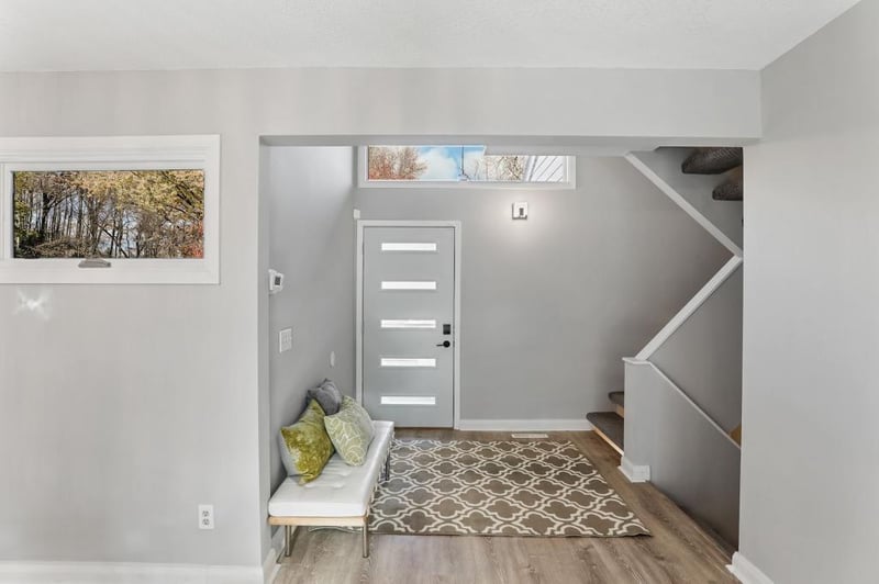 6617 Waterman Ave, Edina, MN 55343