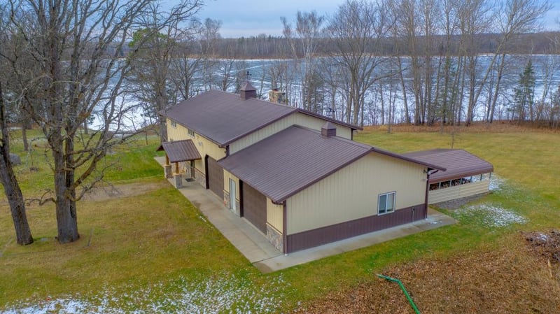 47504 E Lake Rd, Spring Lake, MN 56680