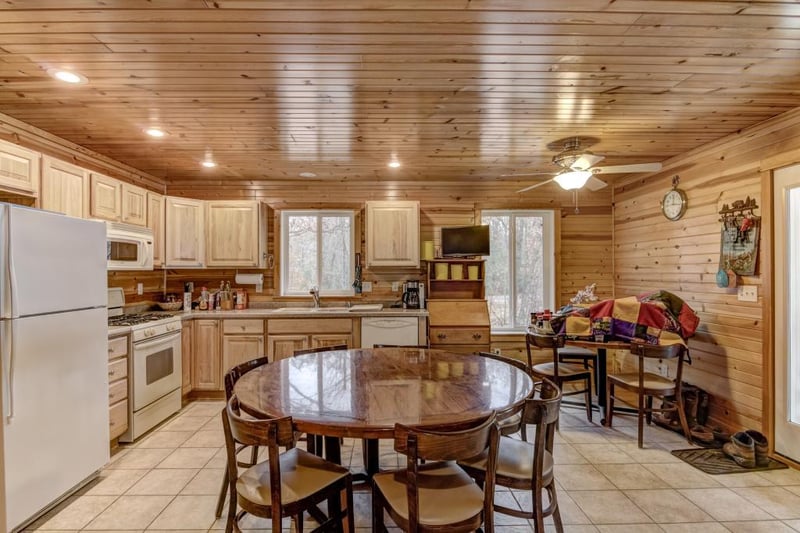 S9790 County Road H, Fairchild, WI 54741