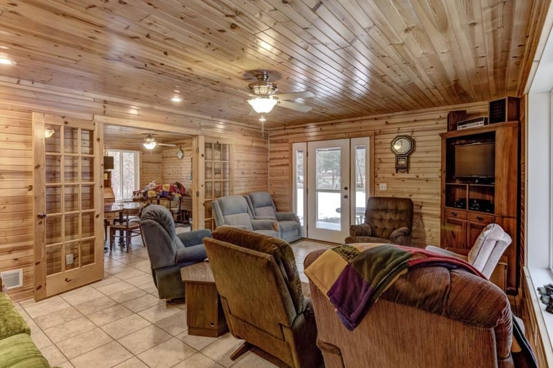 S9790 County Road H, Fairchild, WI 54741