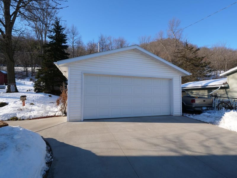 20085 County Road 77, Reads Landing, MN 55968