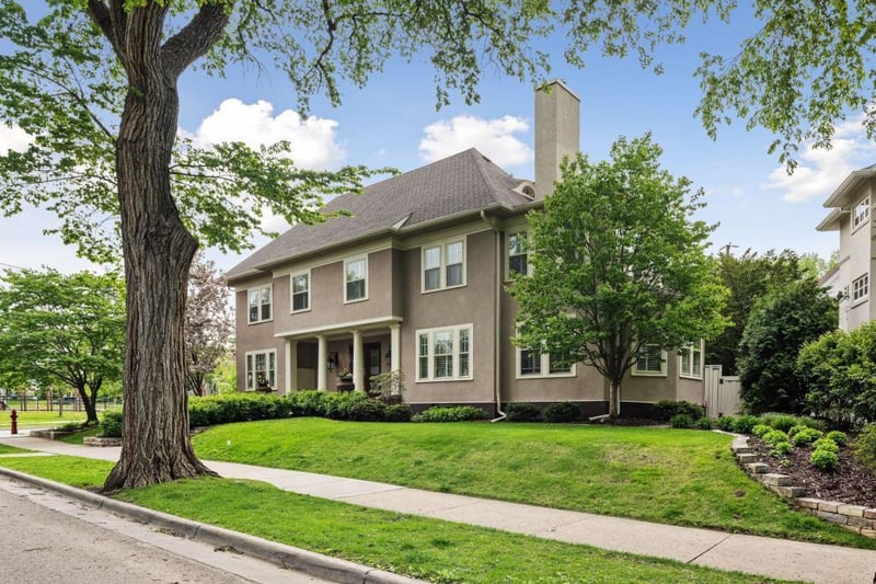 2601 Euclid Pl, Minneapolis, MN 55408