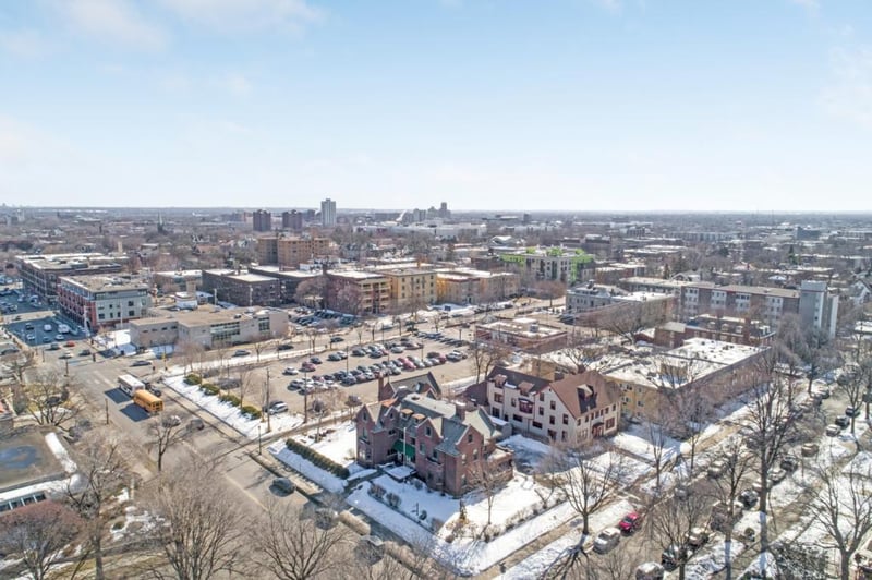 121 W Franklin Ave, Minneapolis, MN 55404