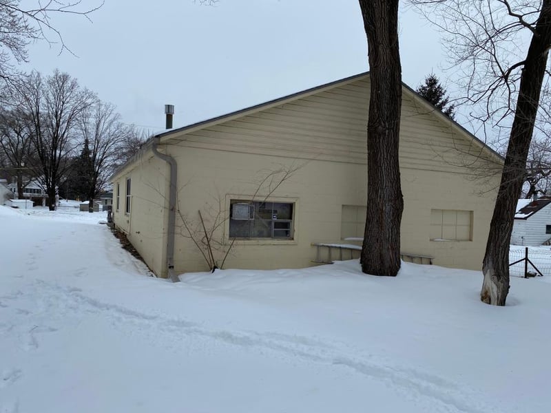 909 7th Ave NW, New Brighton, MN 55112