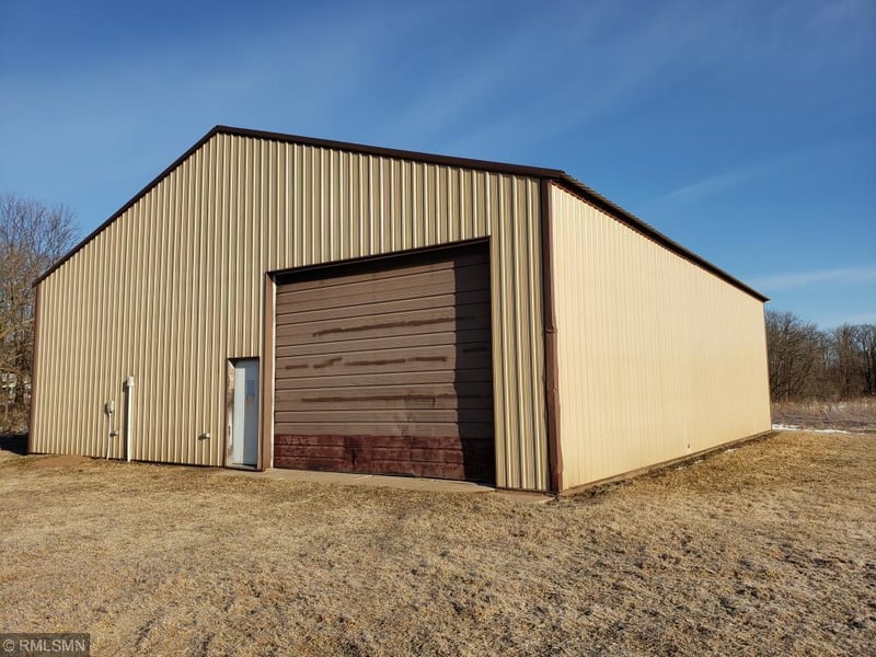 3127 Sod Rd, Grasston, MN 55030