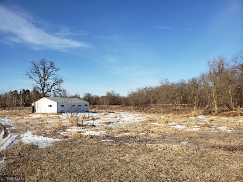 3127 Sod Rd, Grasston, MN 55030