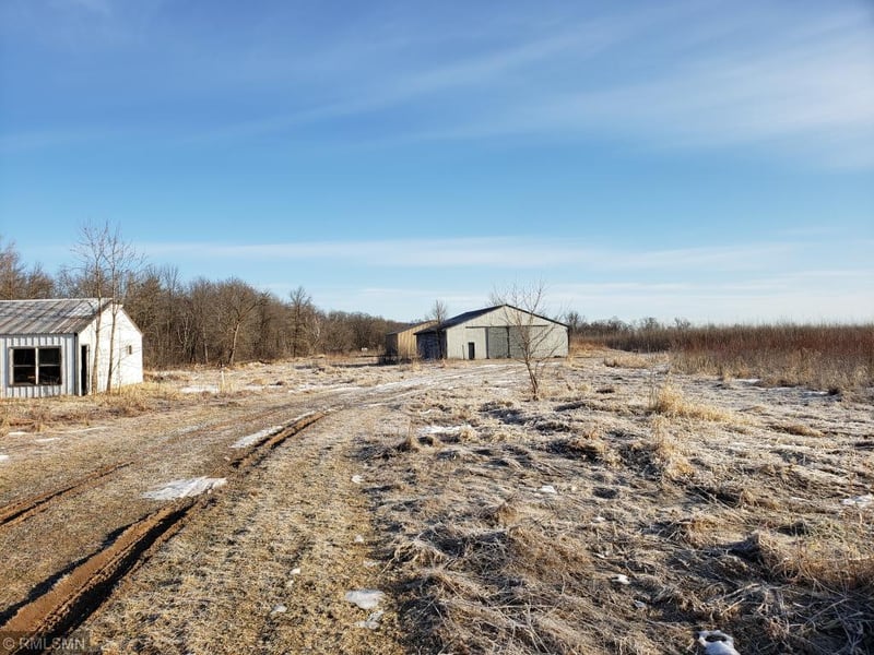 3127 Sod Rd, Grasston, MN 55030