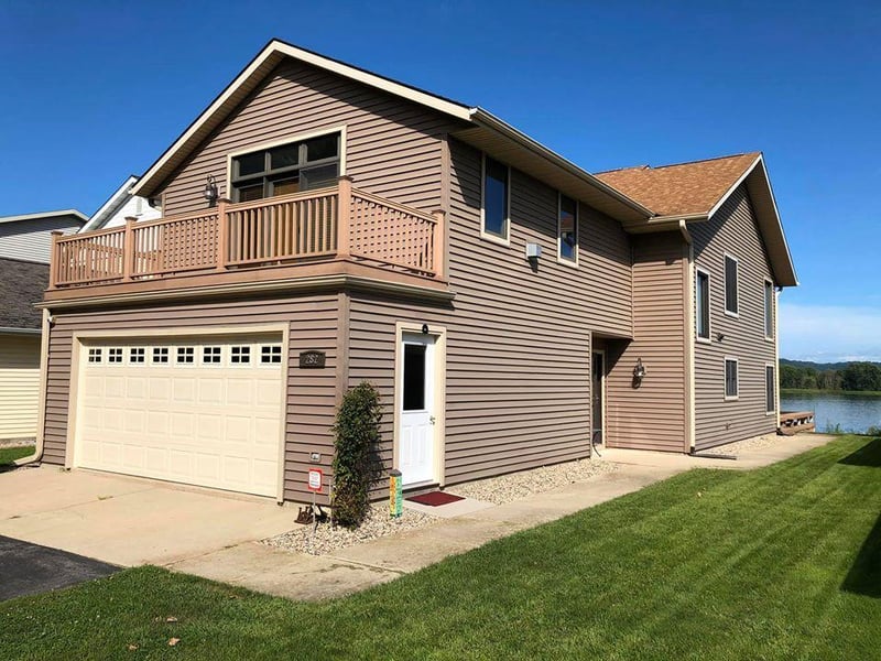 282 N Marina Dr, Brownsville, MN 55919