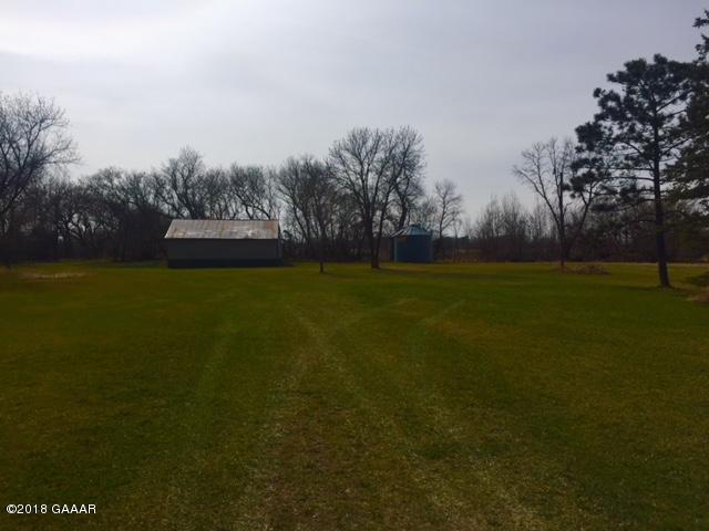 610 County Rd 9 NE, Nelson, MN 56355