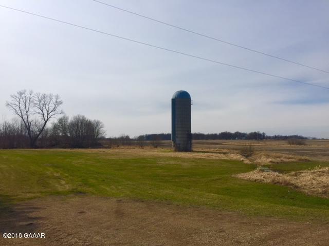 610 County Rd 9 NE, Nelson, MN 56355