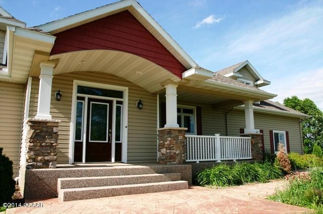 9095 Newman Rd NE, Nelson, MN 56355