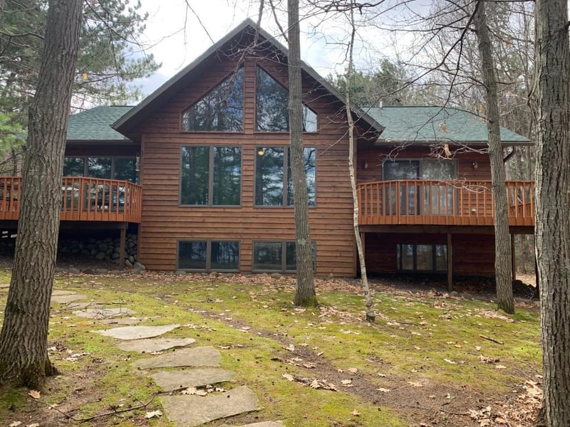 6626 N Lake Dr, Stone Lake, WI 54876