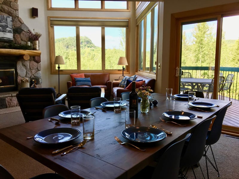 503 Moose Mountain Dr, Lutsen, MN 55612