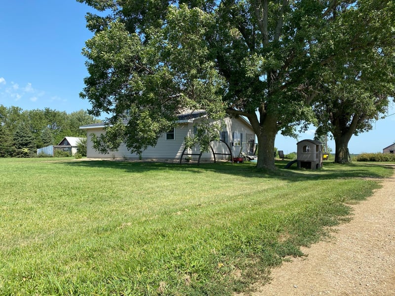 36428 660th Ave, Butterfield, MN 56120