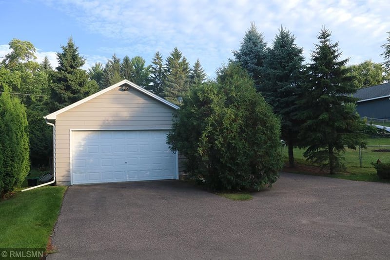 3824 Sunset Dr, Spring Park, MN 55384