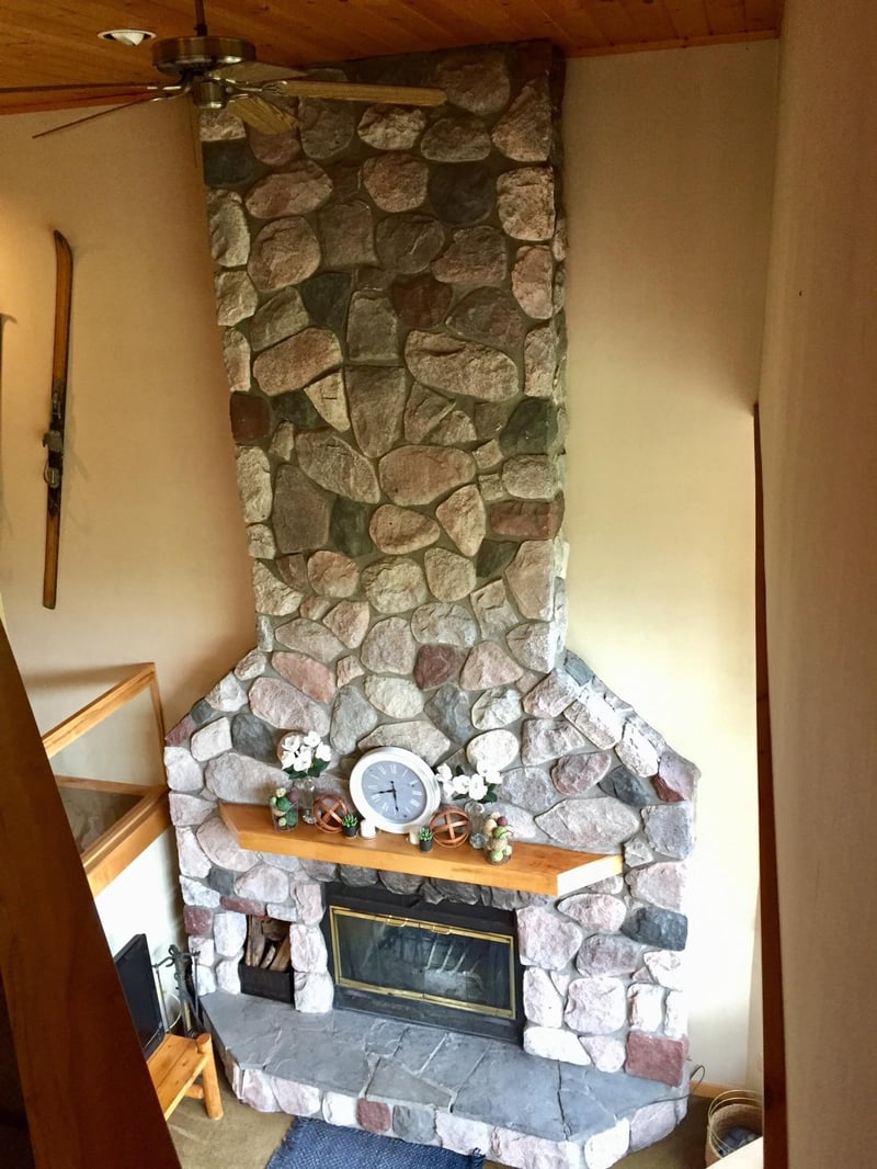 507 Moose Mountain Dr, Lutsen, MN 55612