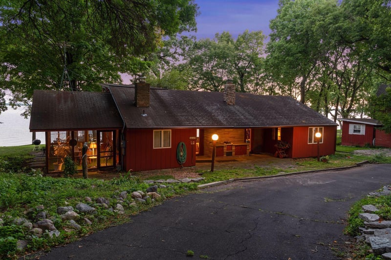 11379 N Shore Dr, Spicer, MN 56288