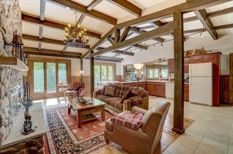 10405 W Sugar Bush Ln, Hayward, WI 54843