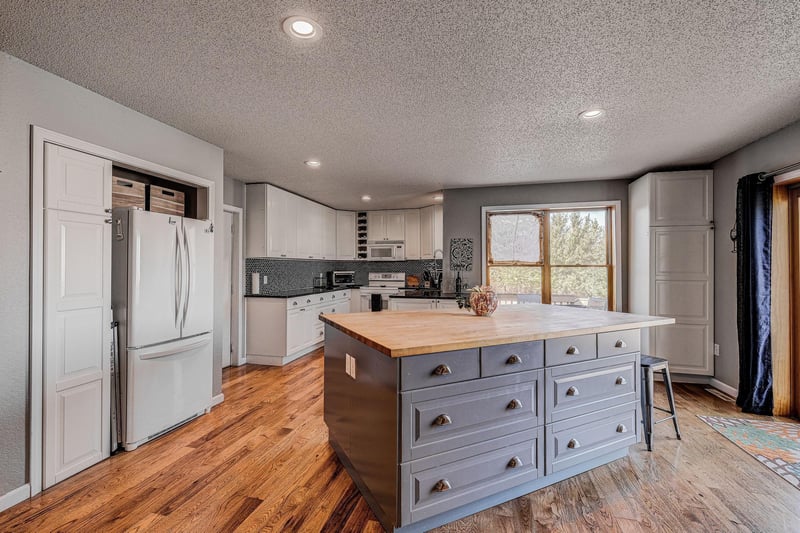 30188 710th Ave, Saint James, MN 56081