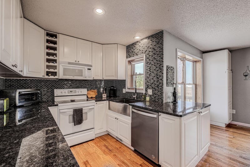 30188 710th Ave, Saint James, MN 56081