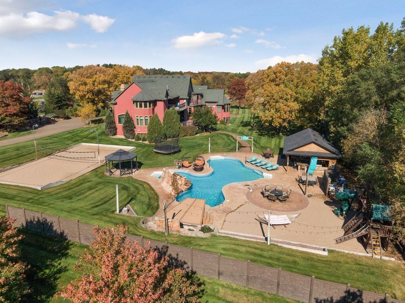 13643 Jefferson St NE, Ham Lake, MN 55304