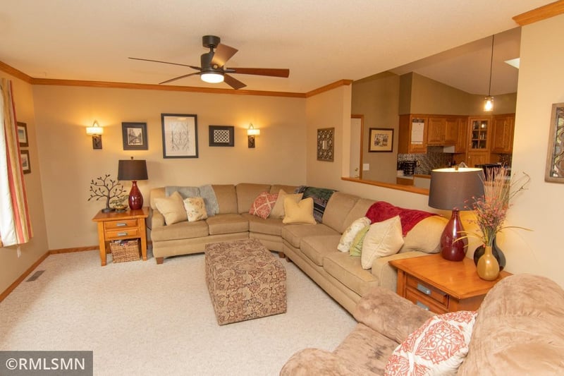 103 High View Ct, Courtland, MN 56021