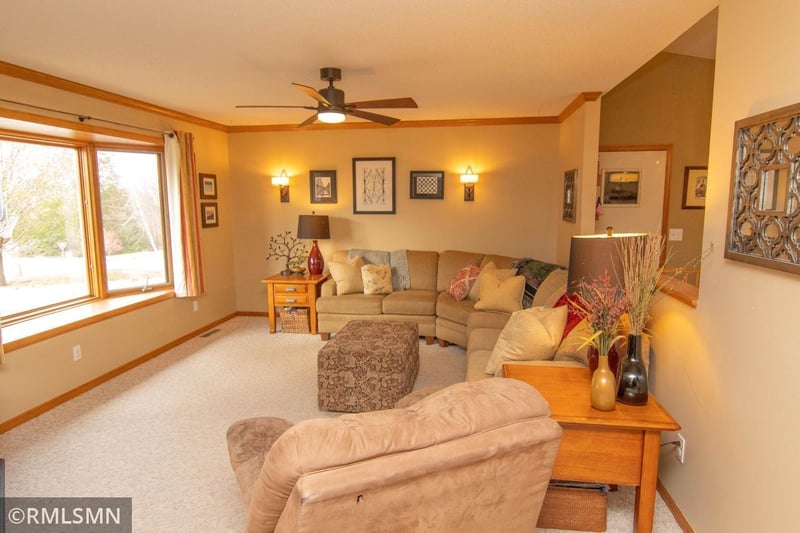 103 High View Ct, Courtland, MN 56021