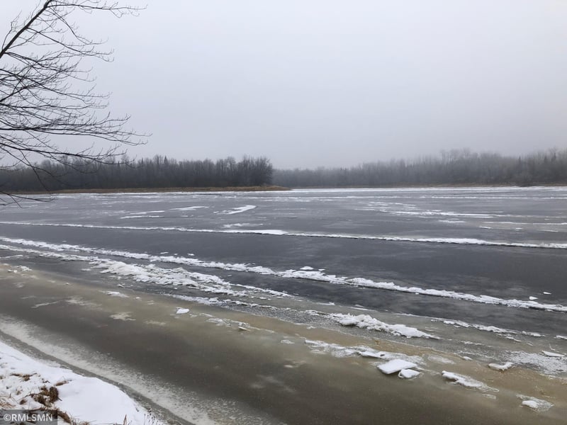 2416 Highway 11, Loman, MN 56654