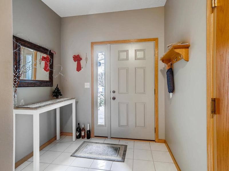 7333 Bolton Way #15, Inver Grove Heights, MN 55076