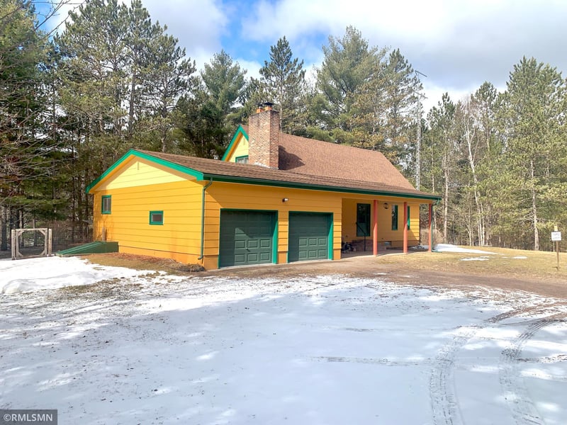 N9059 Hendricks Rd, Springbrook, WI 54875