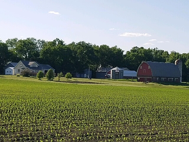 67599 County Road 27, Fairfax, MN 55332