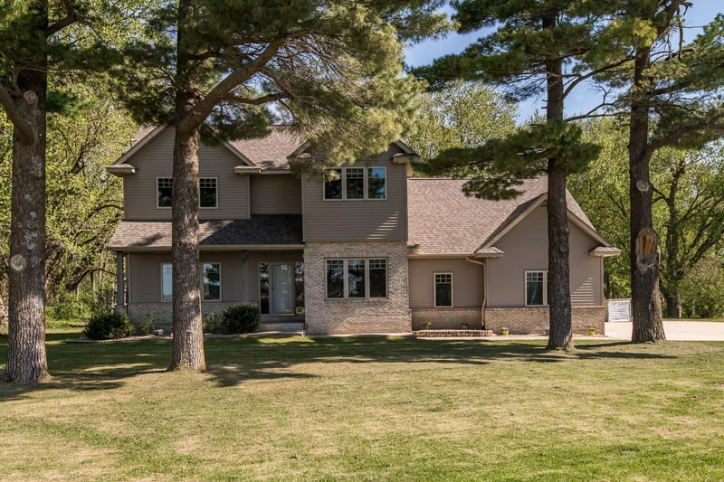 74660 115th Ave, Blooming Prairie, MN 55917